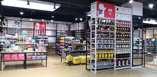 开店选什么项目，10元百货开启创业时代